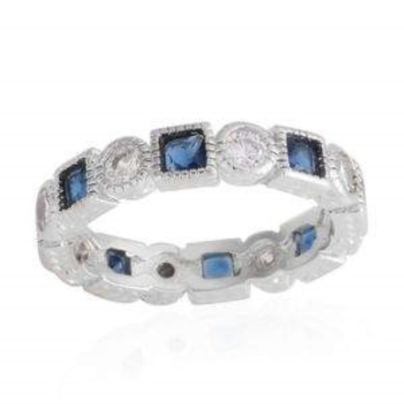 Simulated White and Blue Diamond Silvertone - Picture 1 of 4